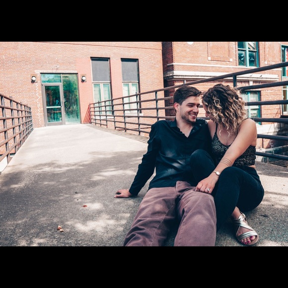 Meet your Posher, Jon - Picture 2 of 5